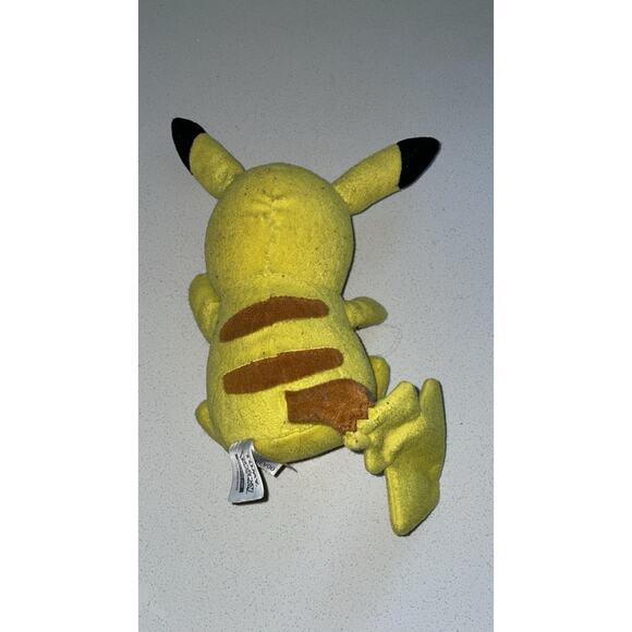 Tomy Pokemon Pikachu Plush 9 Inch Yellow 2017 Stuffed Animal Toy - Picture 3 of 5